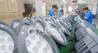 捉住8月的尾巴，光臣大功率投光燈成熱銷產品
