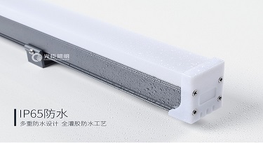 戶外「全彩線條燈」接上多端口控制器燈具無效果變化？
