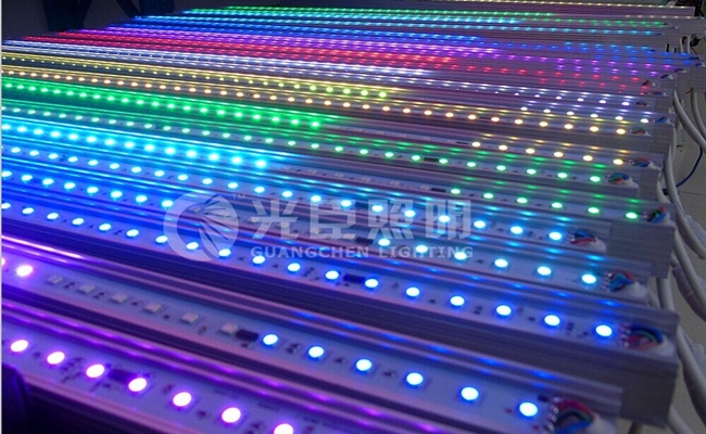 LED線(xiàn)條燈