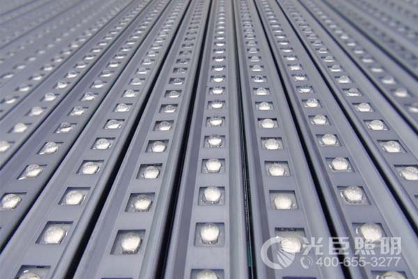 LED線(xiàn)條燈