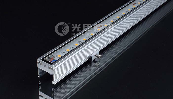 LED線(xiàn)條燈